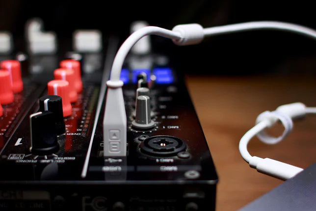 DJTechTools Chroma Cables USB-C to USB-B